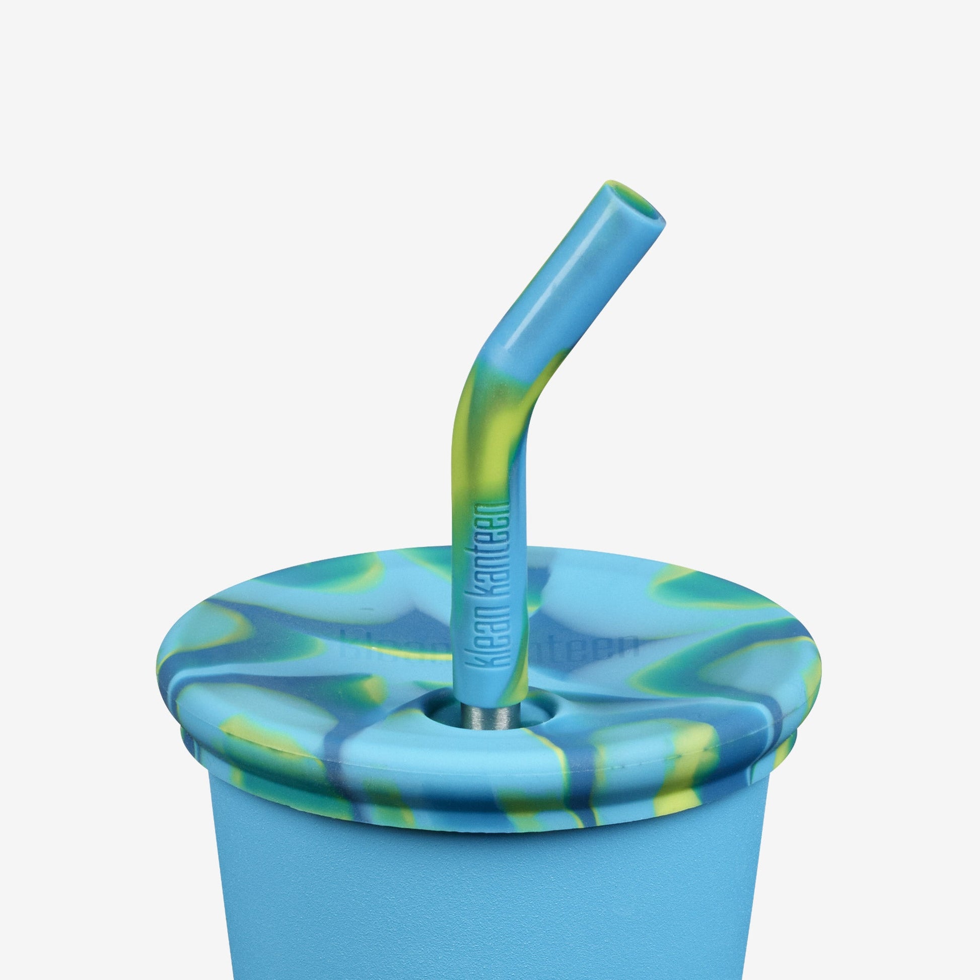 kid-s-cup-straw-lid-2-pack-l0 10oz_Kid_Cup_HawaiianOcean_CloseUp_17af87f2-930a-4334-802c-8f29518f291a.jpg