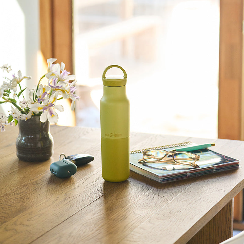 12oz-rise-classic-with-arch-loop-cap-d9 12oz_rise_classic_insulated_acacia_table_square.jpg