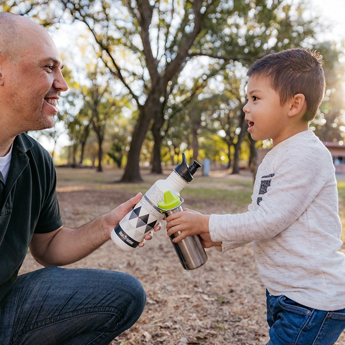 classic-kid-sippy-cap-h5 K12CNSIPPY-BS-sippy_cap_dad_lifestyle.jpg