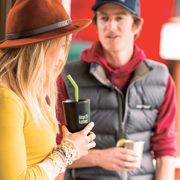 tumbler-straw-lid-with-straw-s6 K16VSSC-SB-guy-girl_style_9a499e23-5b7a-4a0d-b42e-d1b4b02627b2.jpg