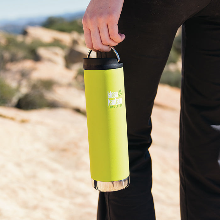 tkwide-cafe-cap-q4 K20TKWPCC-JP-cafecap-loop-hiking_lifestyle.jpg