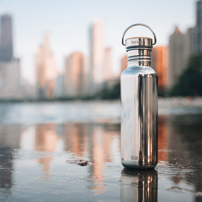 27oz-reflect-with-bamboo-cap-g6 K27SSLRF-MS-BAMBOO_reflecttion_bottle_lifestyle.jpg