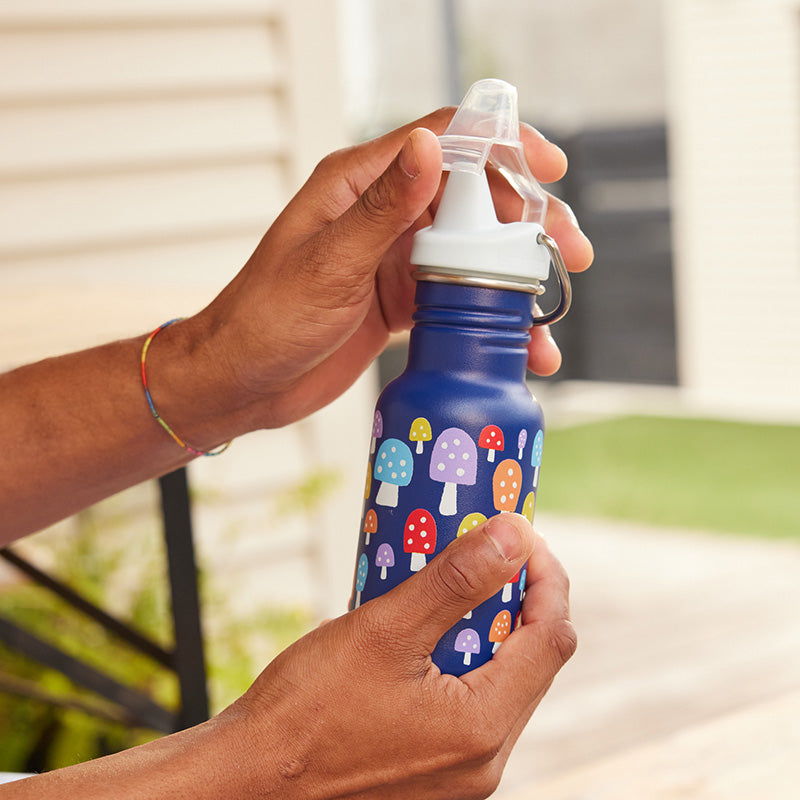 12oz-kid-s-classic-sippy-w8 kid_sippy_12oz_closeup_dustcover_square.jpg