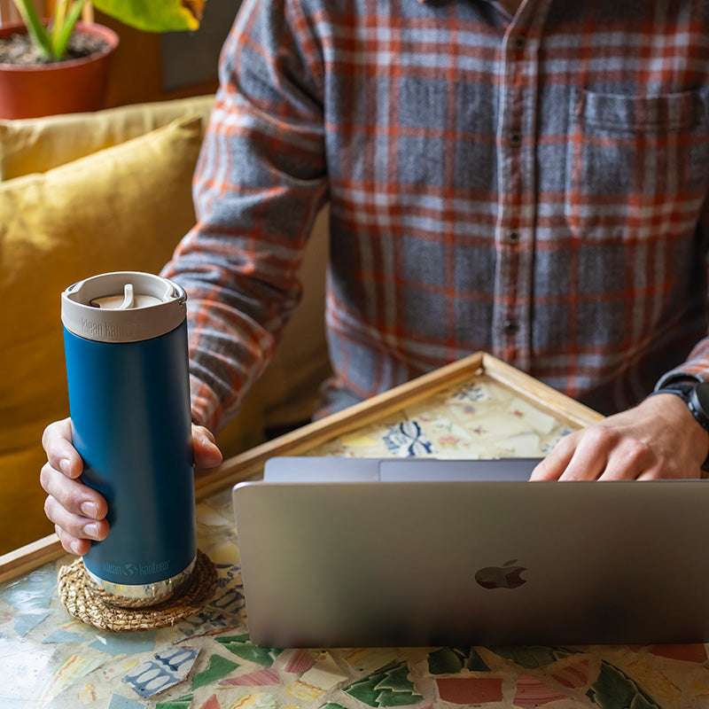 16oz-tkwide-with-cafe-cap-i3 tkwide_16oz_cafe_corsair_cafe_laptop_square.jpg